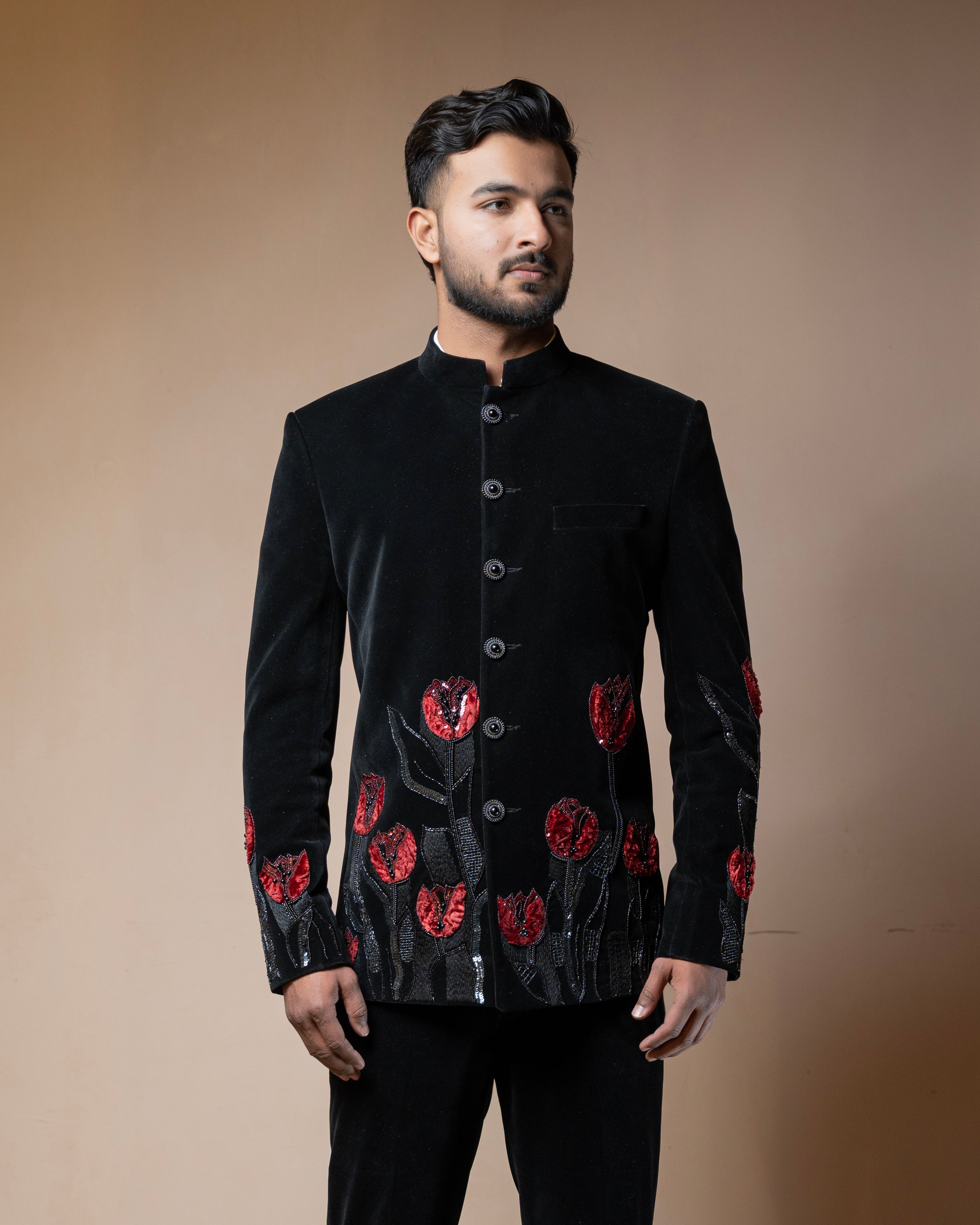 Noir Gulzar Bandhgala Set