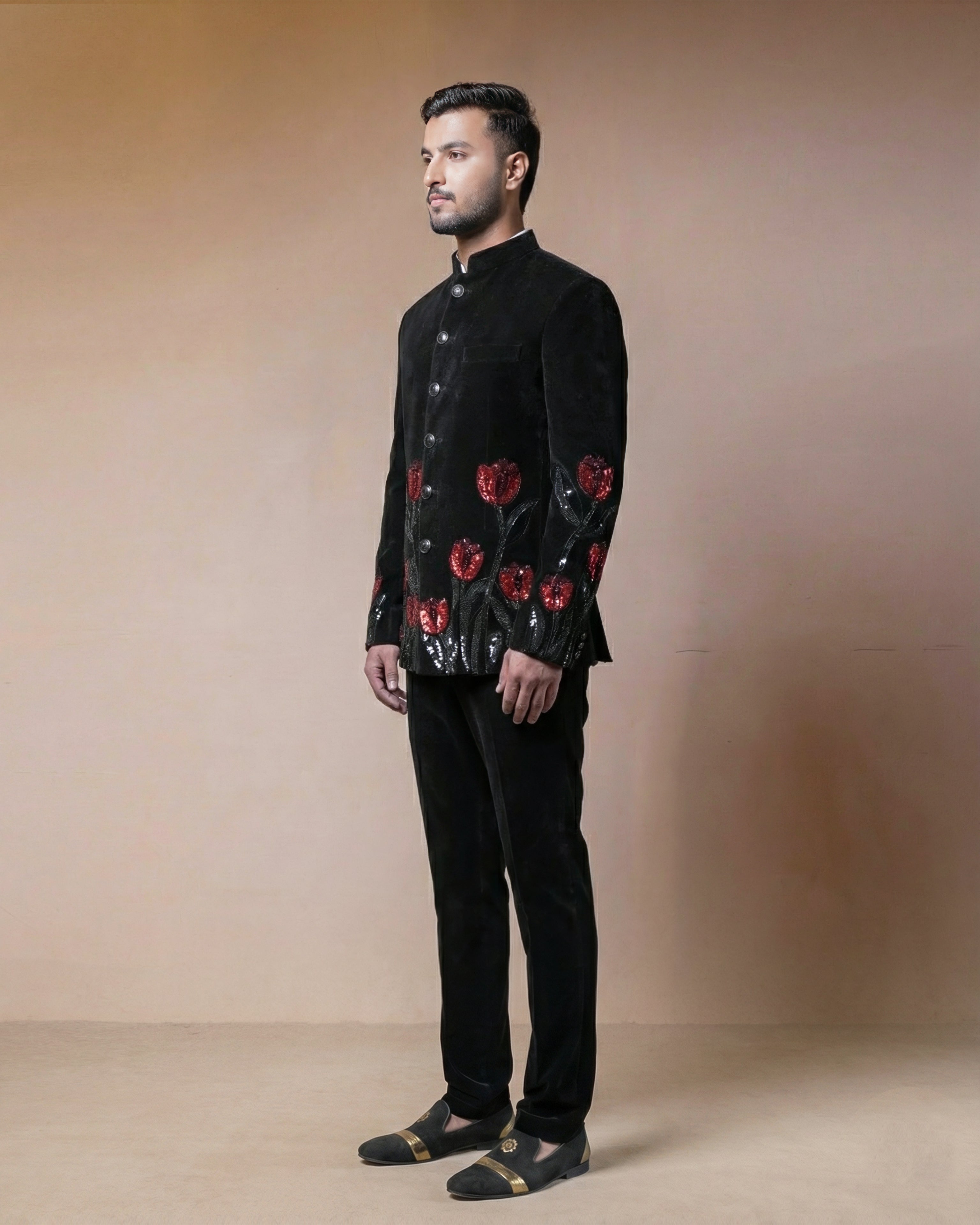 Noir Gulzar Bandhgala Set