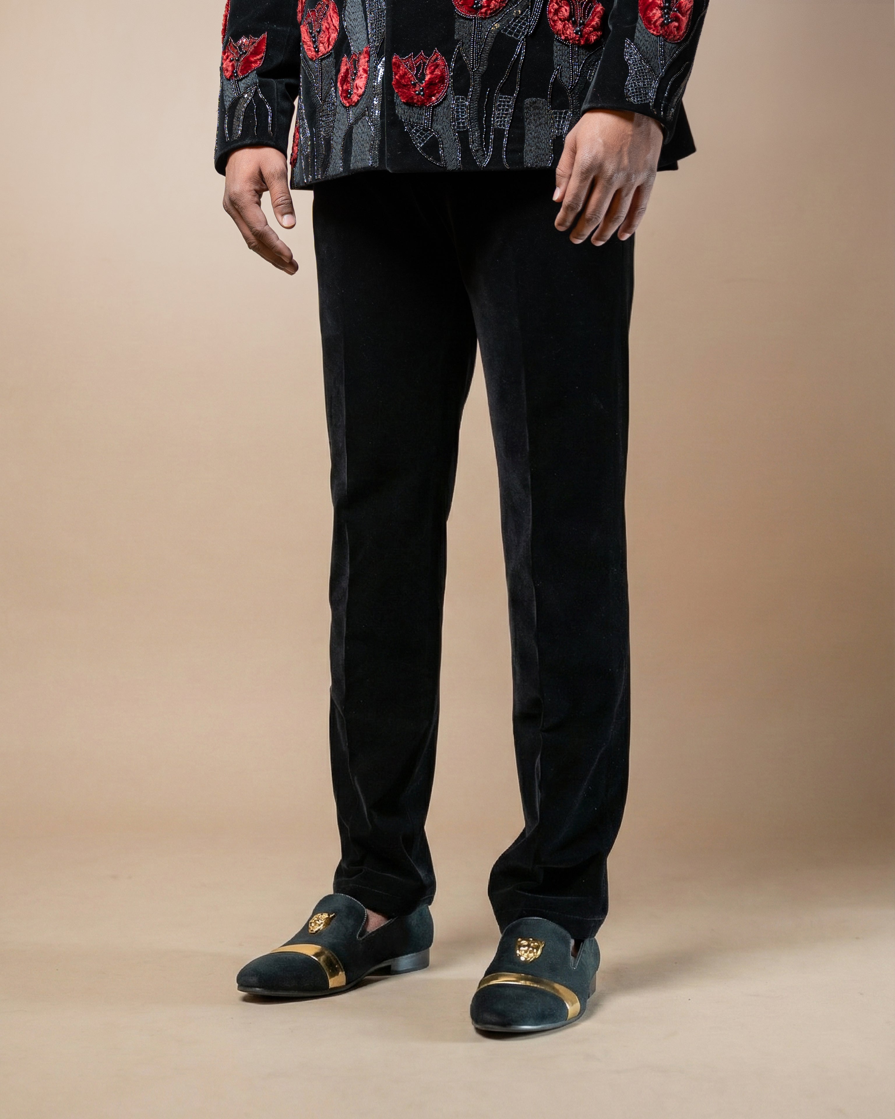 Noir Gulzar Bandhgala Set