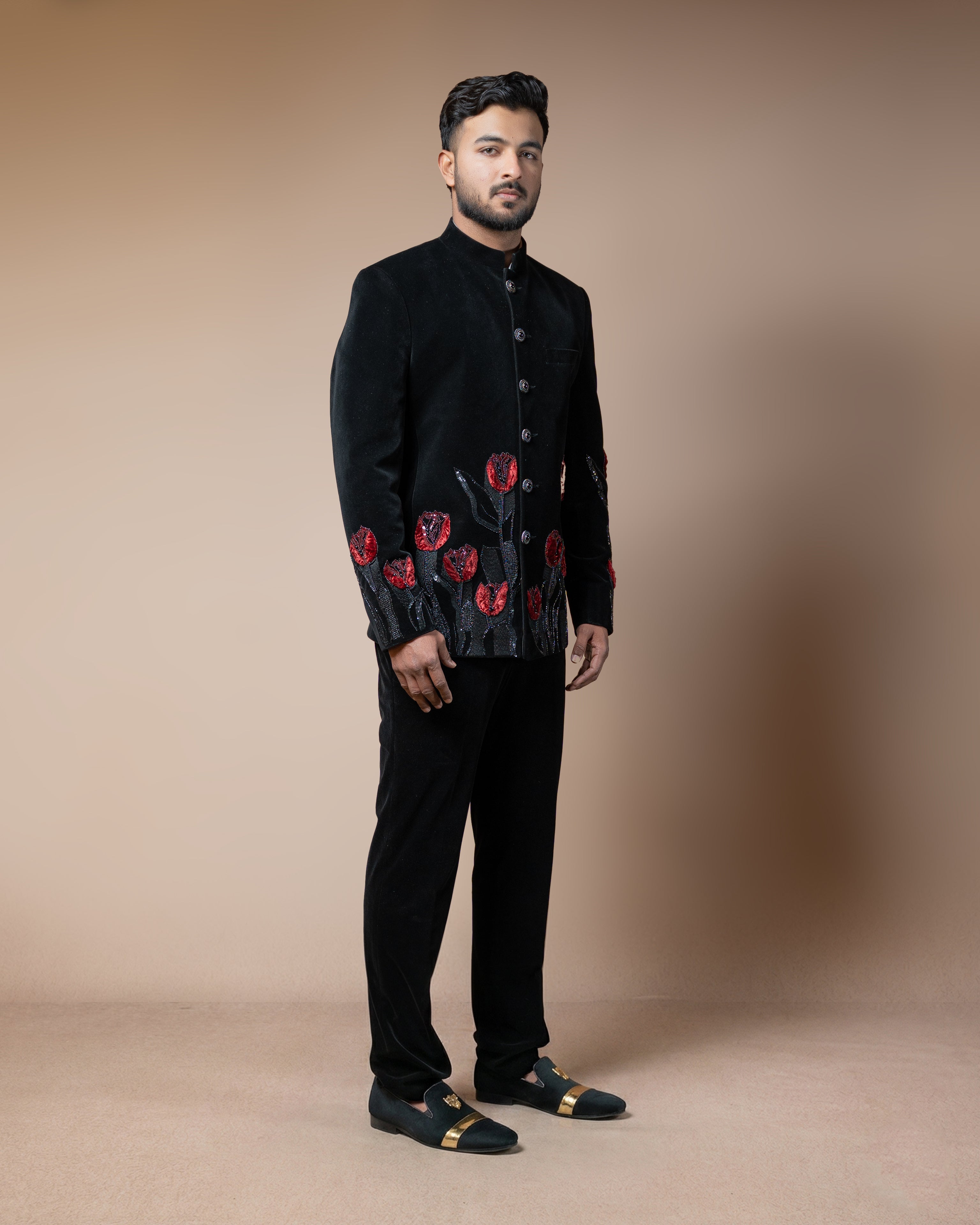 Noir Gulzar Bandhgala Set